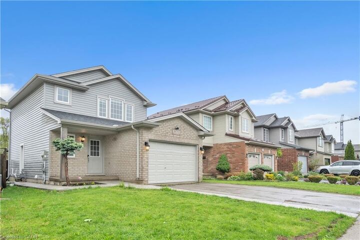 Property Photo: 1630 Benjamin Drive ON N5V 5K1