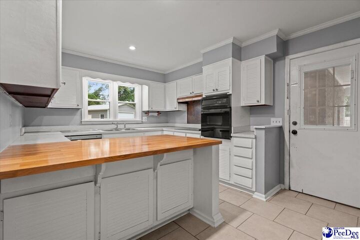 Property Photo: 1611 Linden Drive SC 29505