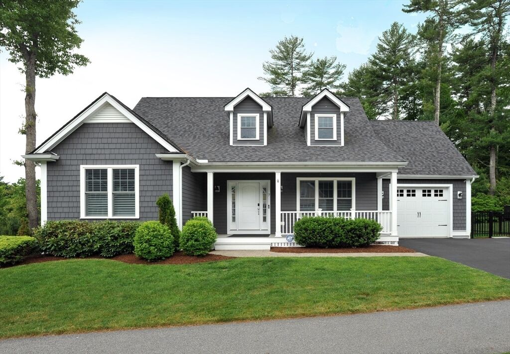 Property Photo:  7 Hillcrest Circle 7  MA 02061 