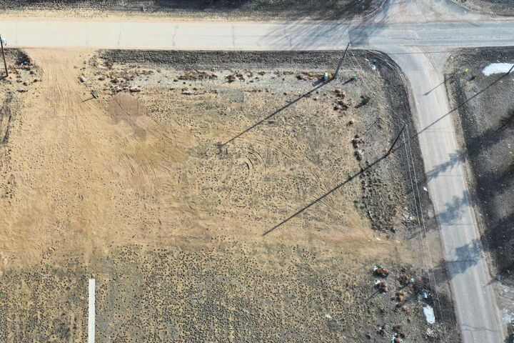 Property Photo: 3 Yuma Valley AB T1B 0J9