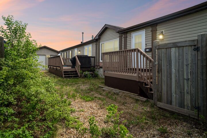 Property Photo: 164 Balsam Way AB T9K 0H7