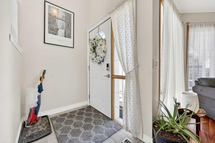 Photo de la propriété: 192 Arbour Wood Close NW AB T3G 4C3