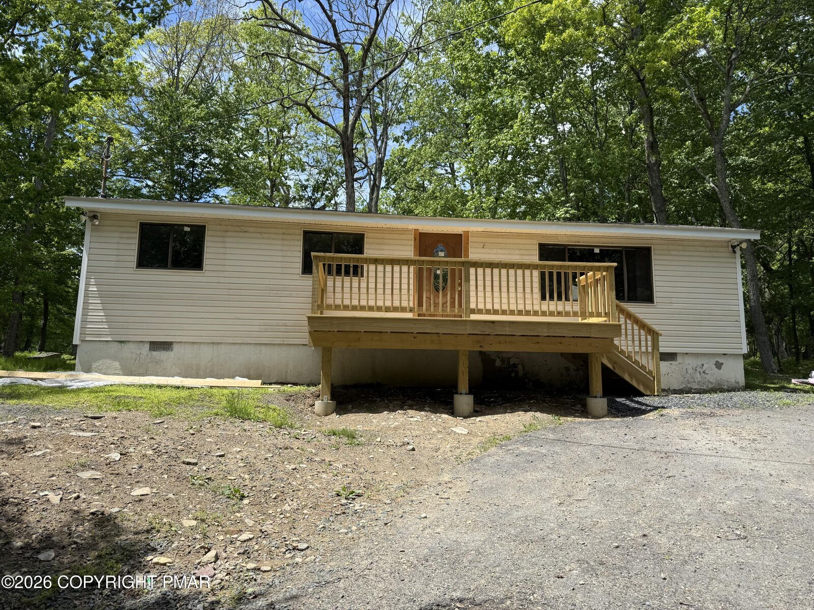 Property Photo:  188 Lake Drive  PA 18328 
