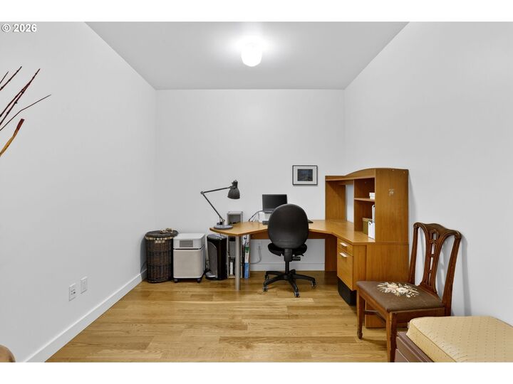 Property Photo:  949 NW Overton St 512  OR 97209 