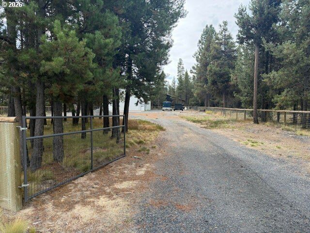 Property Photo:  17037 Downey Rd  OR 97707 