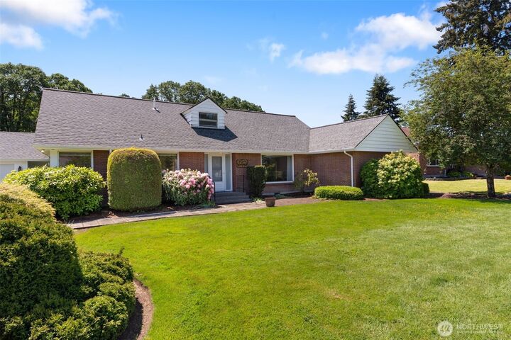Property Photo: 1631 SW Gails WA 98532