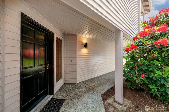 Property Photo:  3834 NE 86th Street  WA 98115 