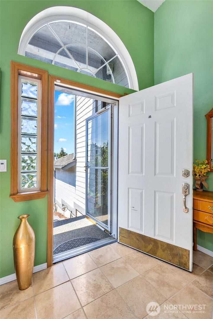 Property Photo:  6907  75th Drive NE  WA 98270 