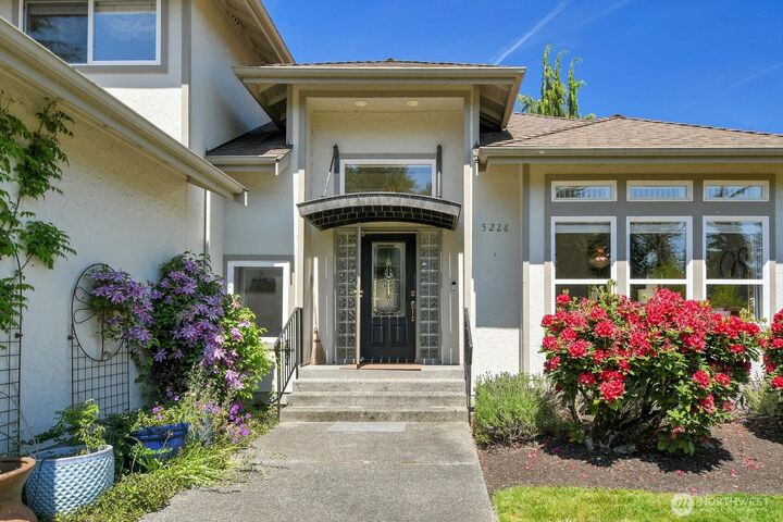 Property Photo: 5228 S 279th Street WA 98001