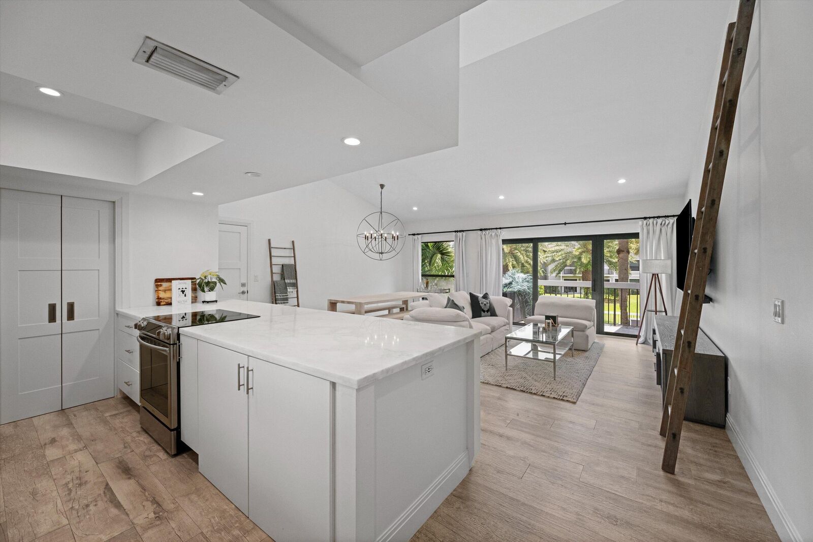 Property Photo:  11863 Wimbledon Circle 532  FL 33414 
