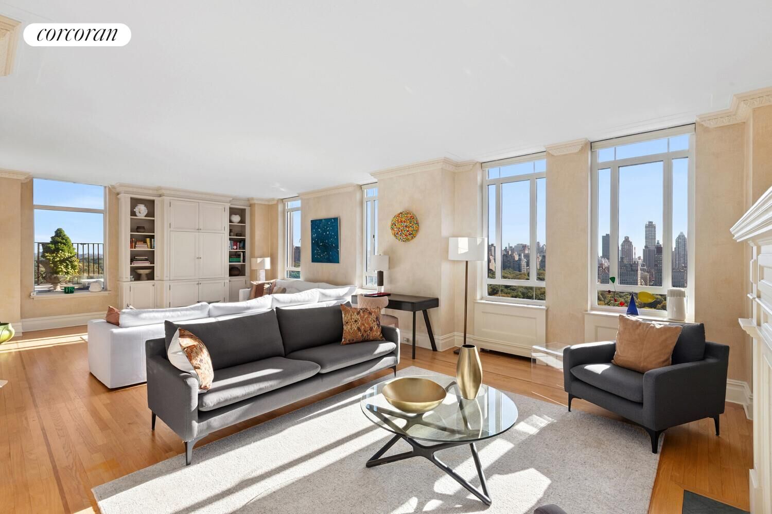 Property Photo:  25 Central Park W 21Q  NY 10023 