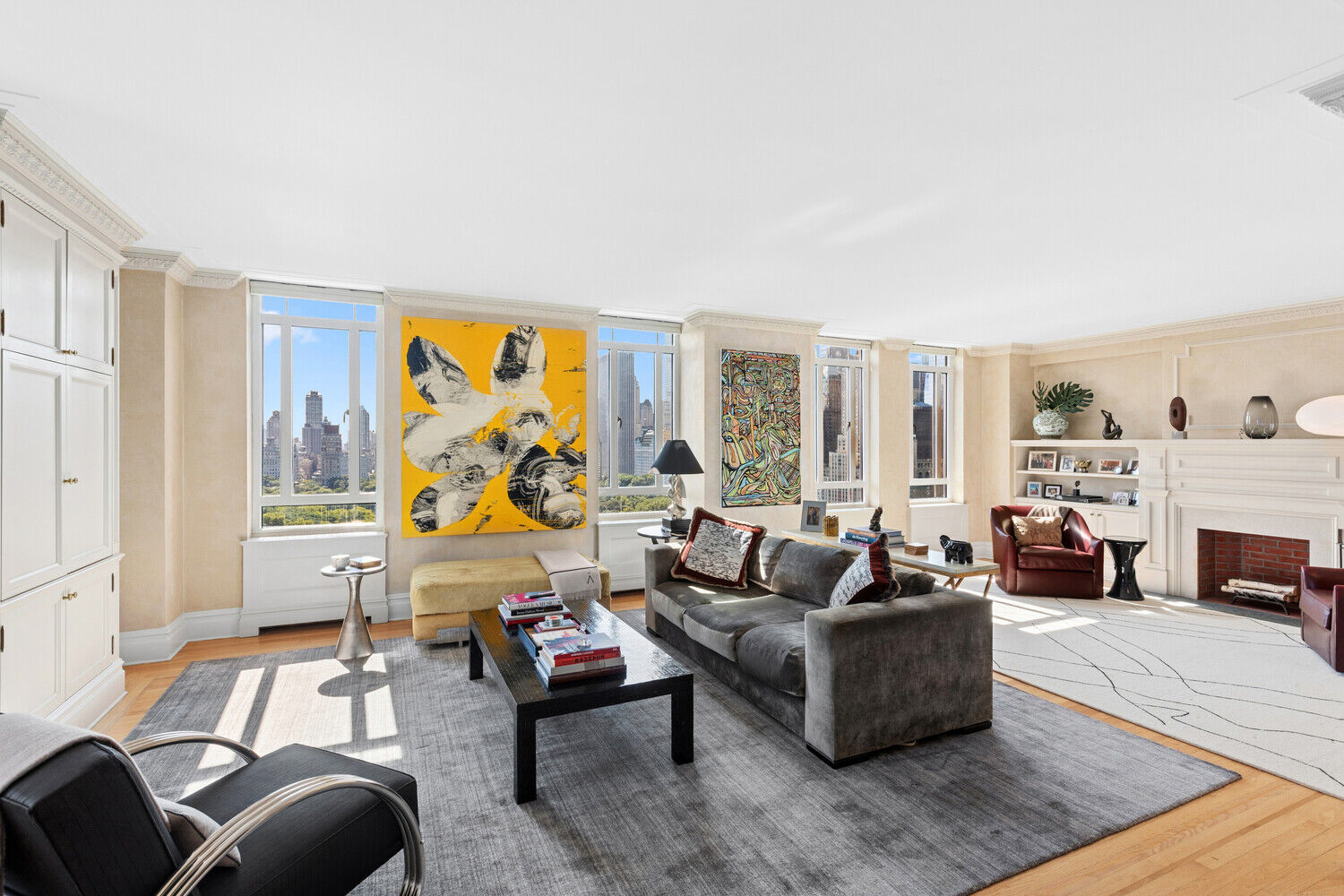 Property Photo: 25 Central Park W 21Q NY 10023