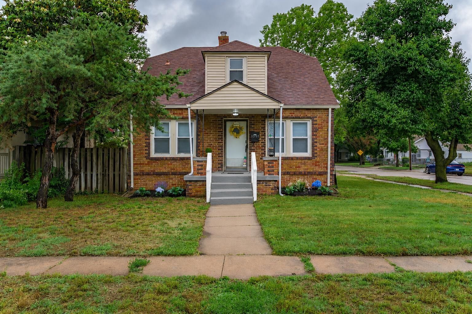 Property Photo:  1301 S Greenwood Ave  KS 67211-3534 