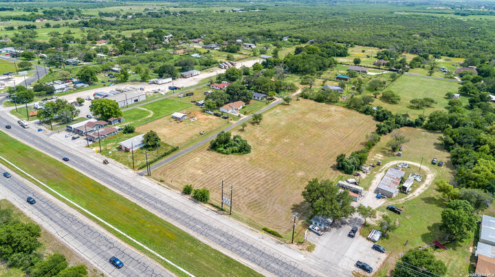 Property Photo: 7004 Rigsby Ave. TX 78263