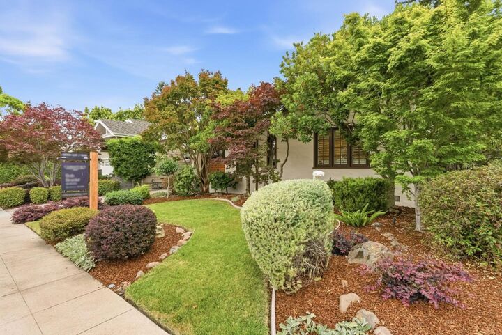 Property Photo:  1022 Walnut Street  CA 94070 