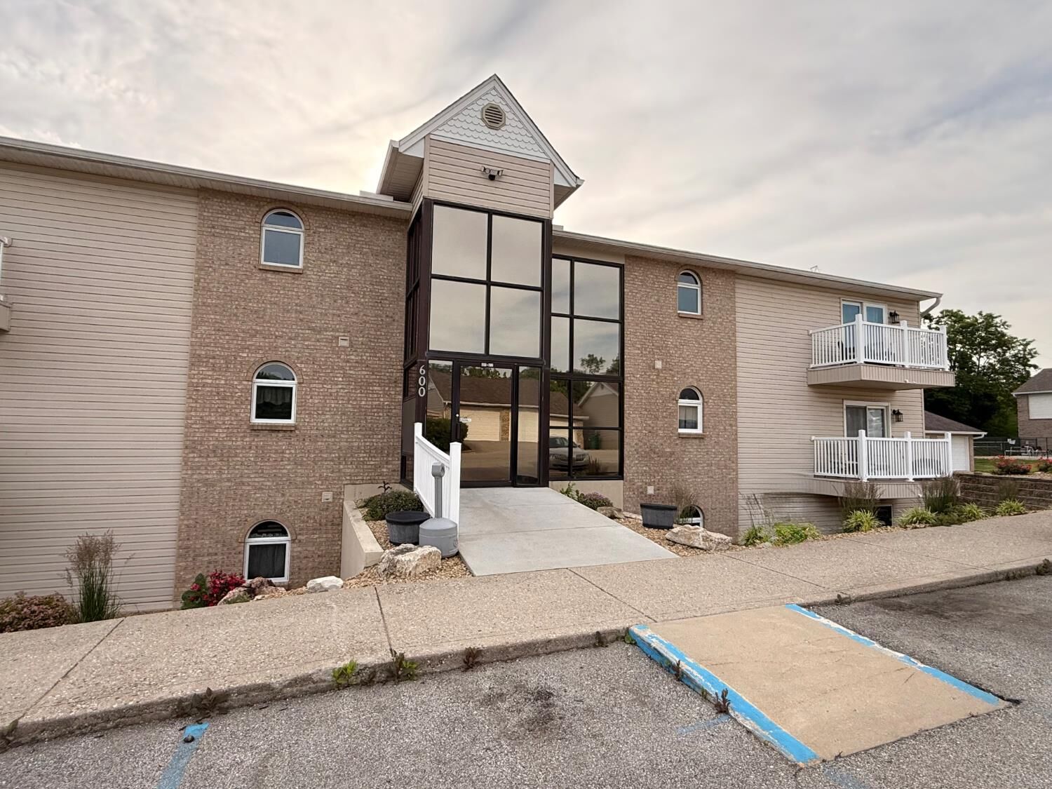 Property Photo: 610 Three Mile IN 47025