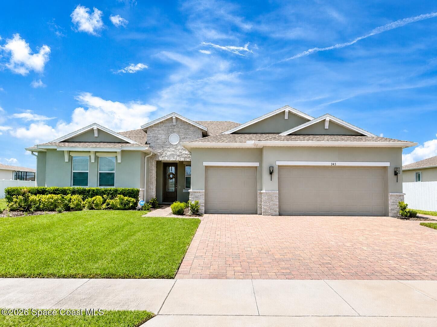 Property Photo: 345 Loymer Circle FL 32953