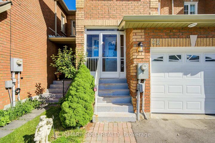 Property Photo: 68 Denton Circle ON L6A 2N4