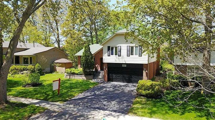 Property Photo: 2197 Dunedin Road ON L6J 5V2