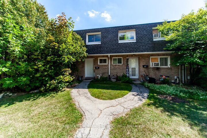 Property Photo: 2050 Upper Middle Road 88 ON L7P 3R9