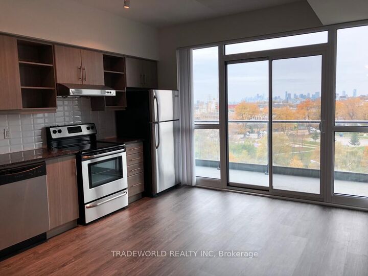 Property Photo: 160 Vanderhoof Avenue 508 ON M4G 2G6
