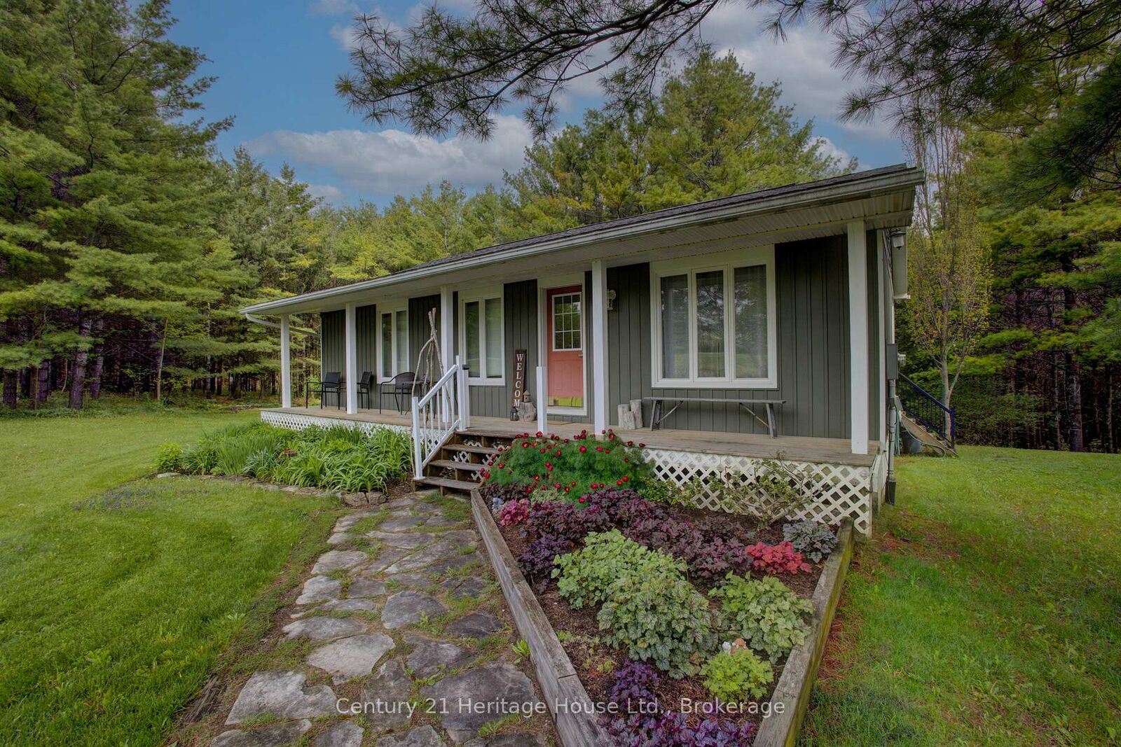 Property Photo: 262845 Varney Road ON N0G 1R0