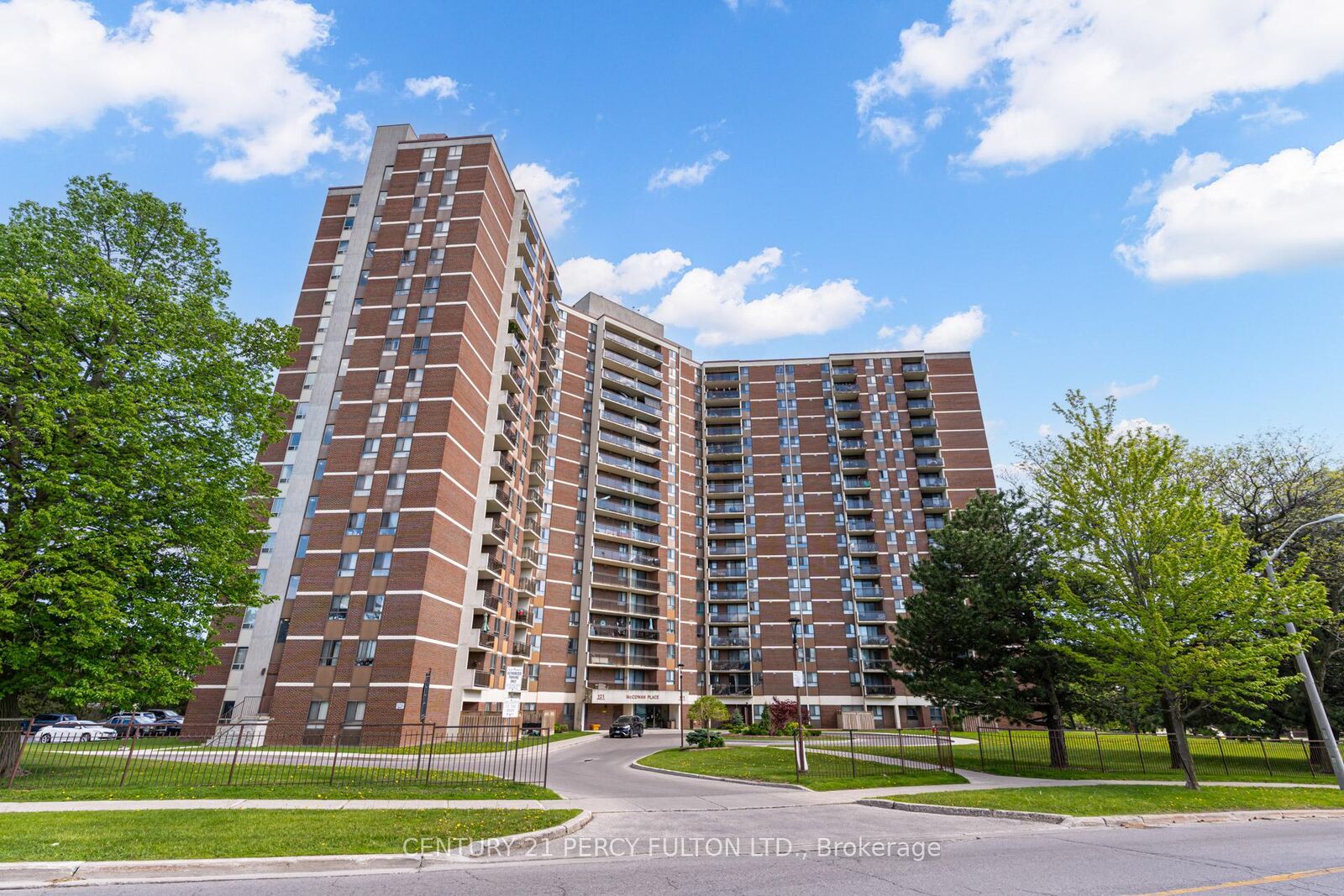 Property Photo:  121 Trudelle Street 608  ON M1J 3K4 