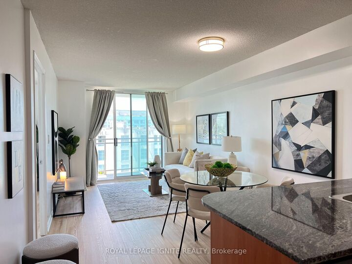 Property Photo: 8 Rosebank Drive 7G ON M1B 5Z3