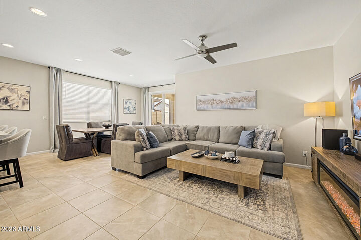 Property Photo: 3236 W Juniper Canyon Drive AZ 85083