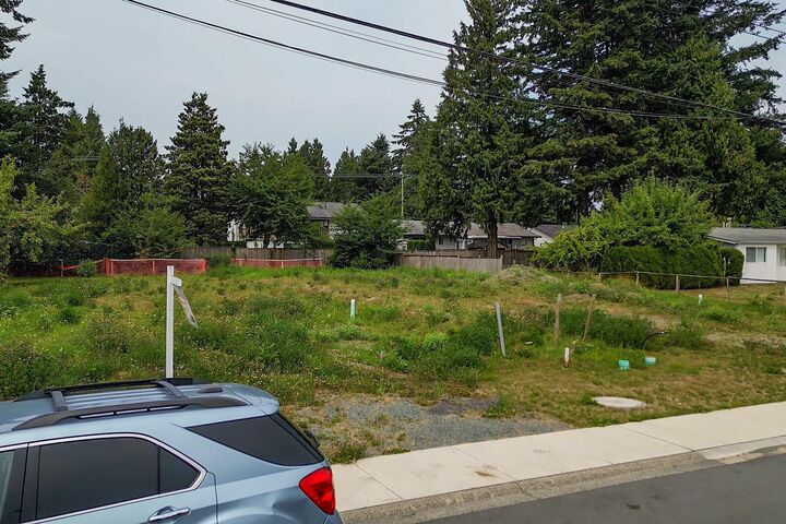 Property Photo: 26589 28B Avenue BC V4W 3B2