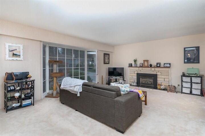 Property Photo: 11275 Kendale Way BC V4C 3P8