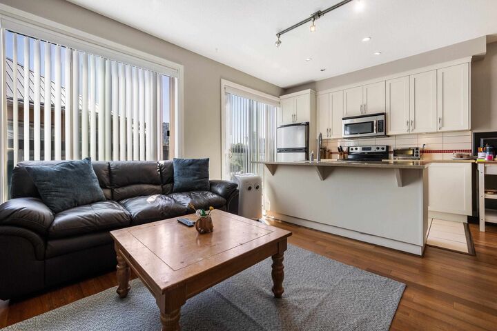 Property Photo:  45530 Market Way 317  BC V2R 0M5 