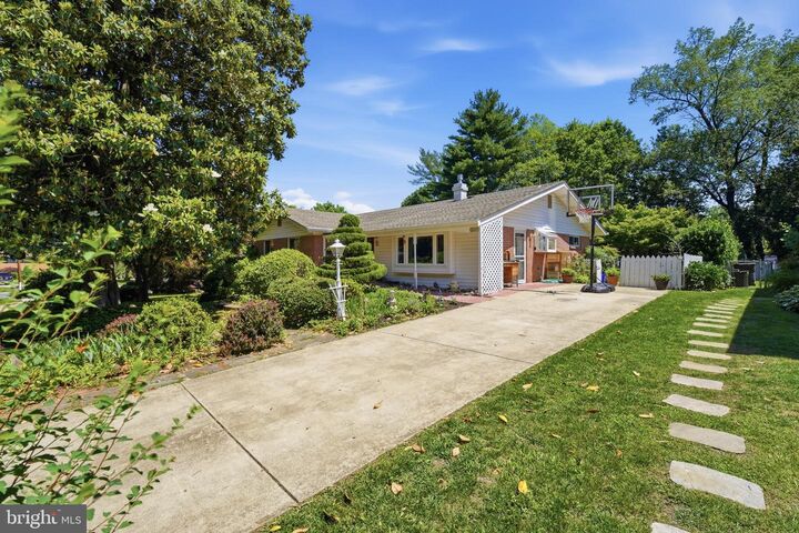 Property Photo:  12615 Eastbourne Drive  MD 20904 