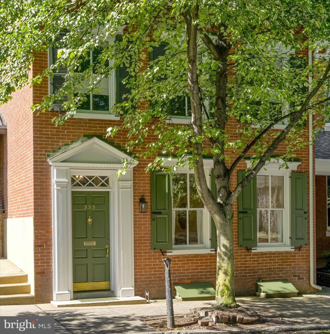 Property Photo:  333 E Orange Street  PA 17602 