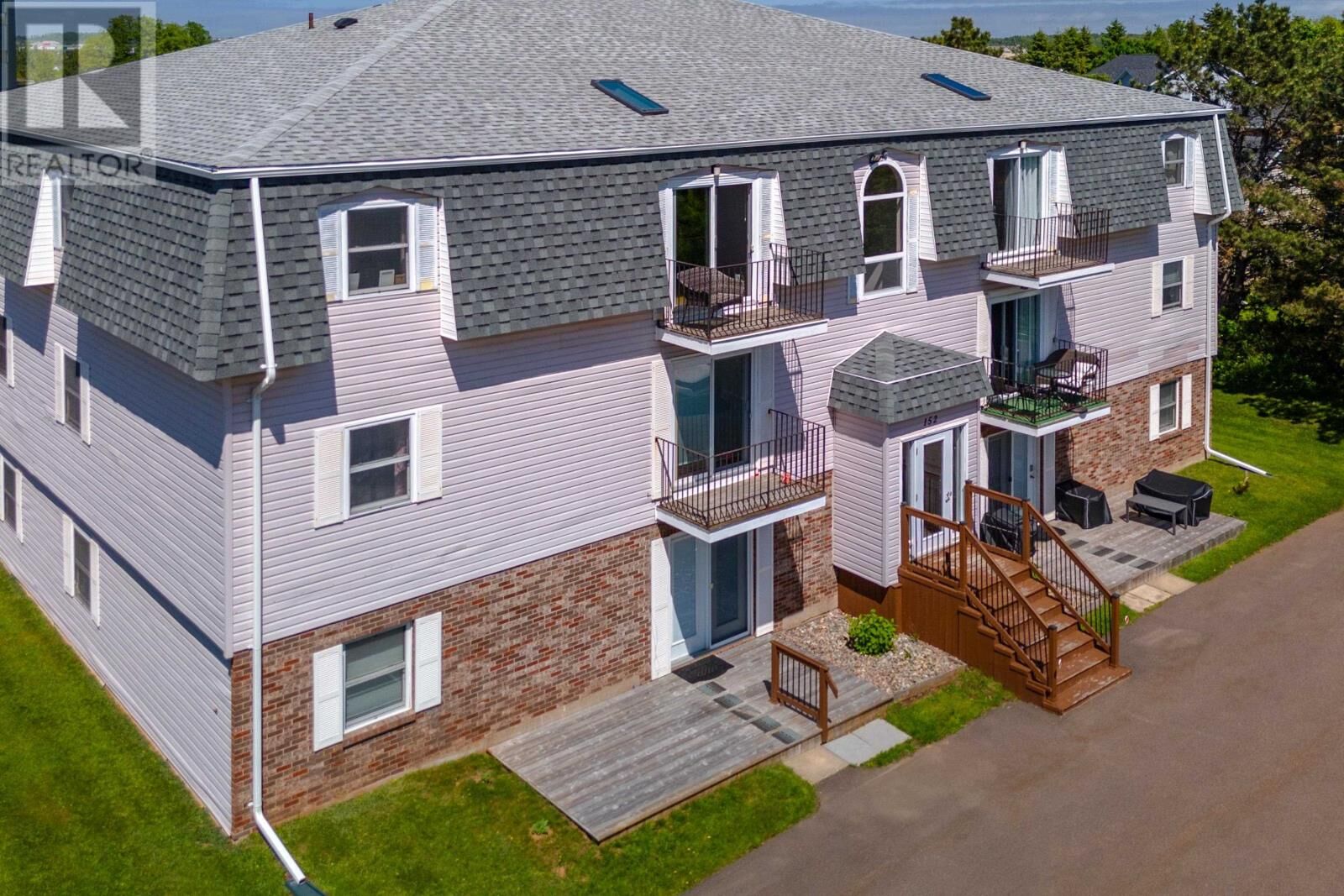 Property Photo:  152 Maypoint Road 10  PE C1E 1Y2 