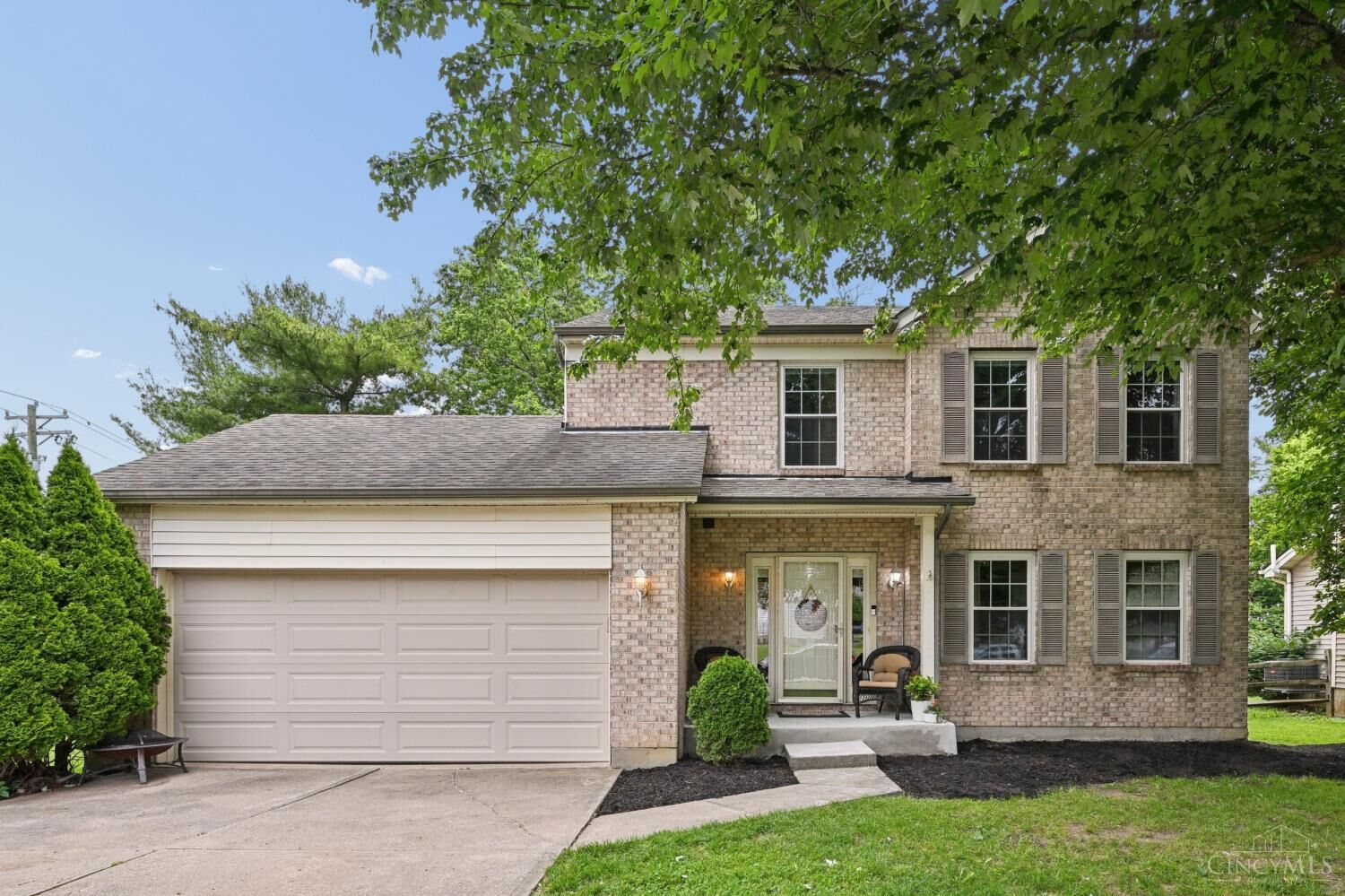 Property Photo: 7758 Meadow Crest Court OH 45039