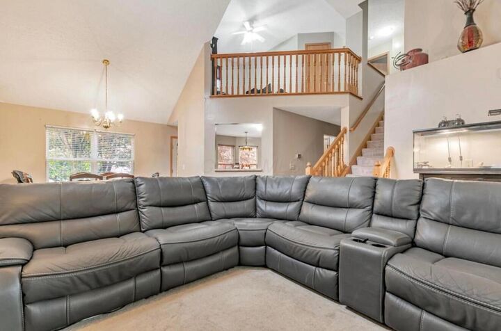 Property Photo: 3150 Berkley Pointe Drive OH 43230