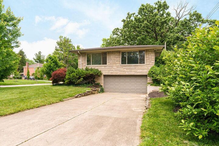 Property Photo:  410 Northview Drive  OH 43209 