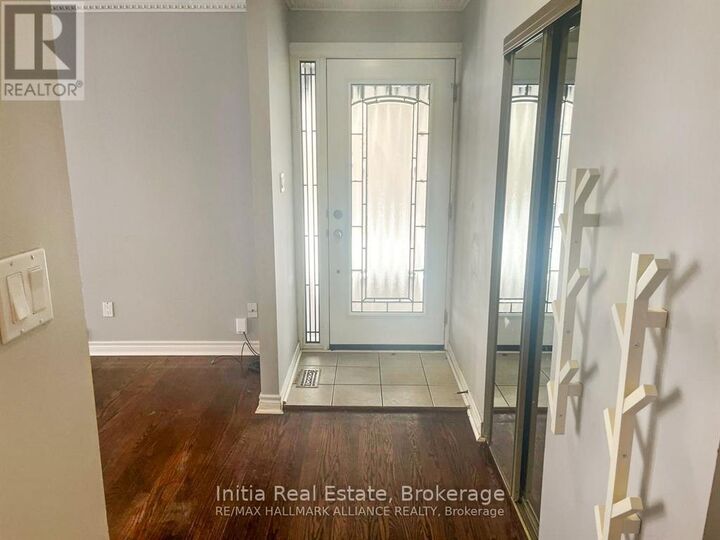 Property Photo: 15 Grove Park Crescent Main ON M2J 2C7