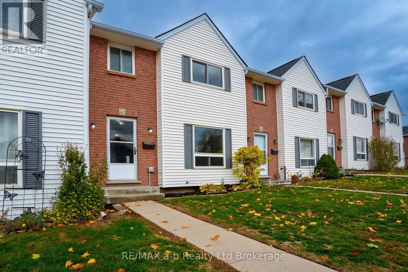 Property Photo: 380 Quarter Town Line 6 ON N4G 5L5