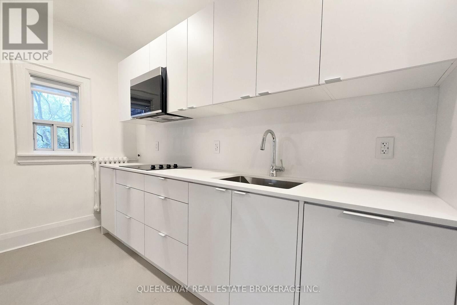 Property Photo: 110 Wellesley Street East 508 ON M4Y 1J1
