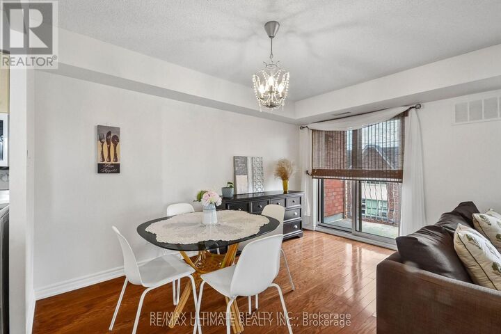 Property Photo: 32 Tannery Street 405 ON L5M 6T6