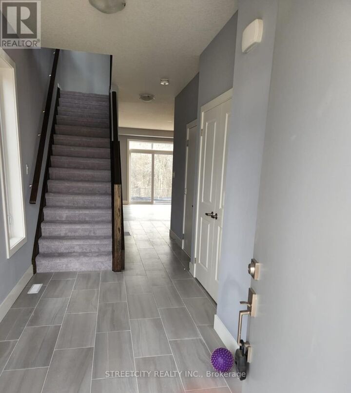 Property Photo: 2012 Evans Boulevard ON N6M 0J7
