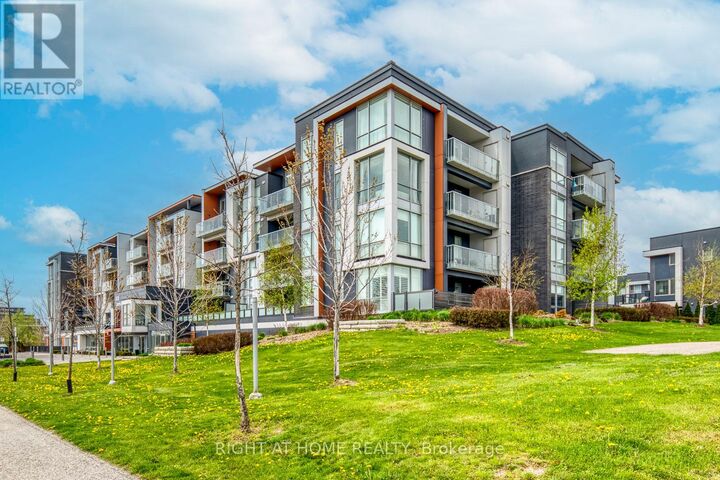 Property Photo: 3028 Creekshore Common 215 ON L6M 5K6