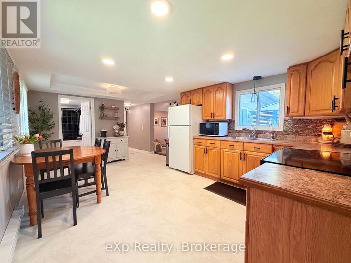 Property Photo:  12 Union Street North  ON N0G 2V0 