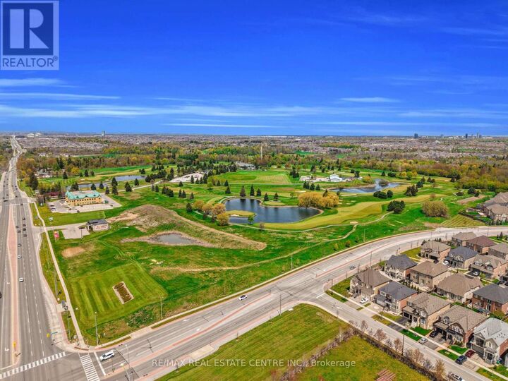 Property Photo:  24 Rising Hill Ridge  ON L6Y 0C3 