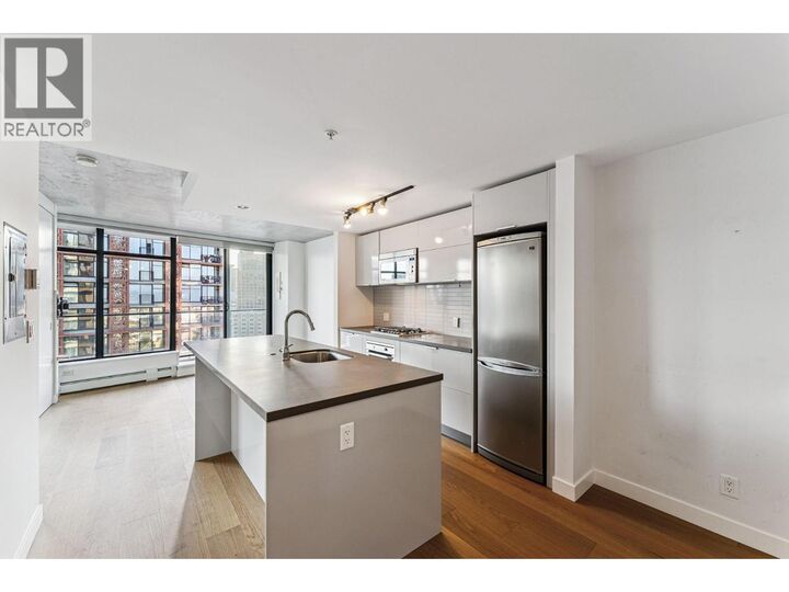 Property Photo: 108 West Cordova Street 2408 BC V6B 0G5
