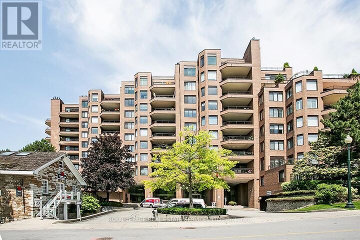 Property Photo: 100 Lakeshore Road East 805 ON L6J 6M9