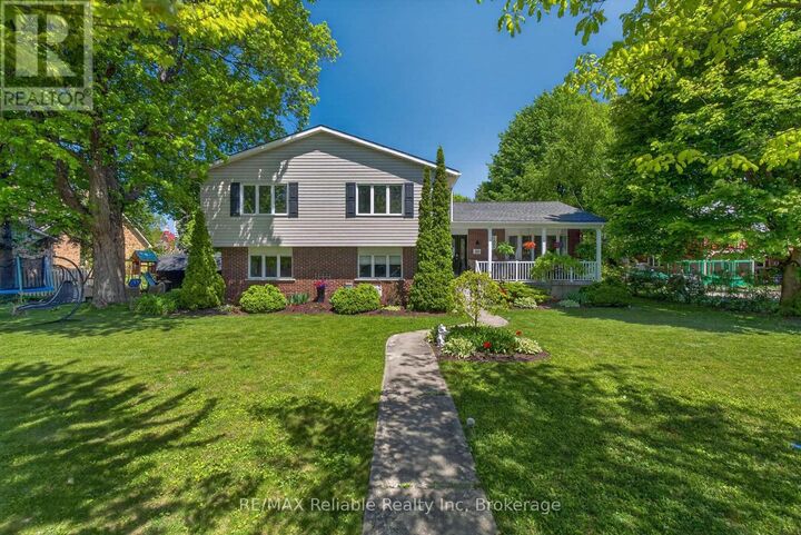 248 Britannia Road West — photo 1