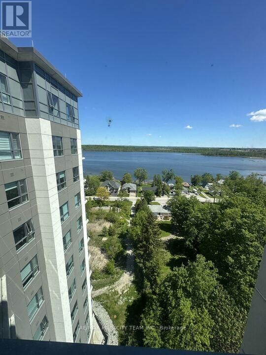 Property Photo: 56 Lakeside Terrace 1108 ON L4M 7B9